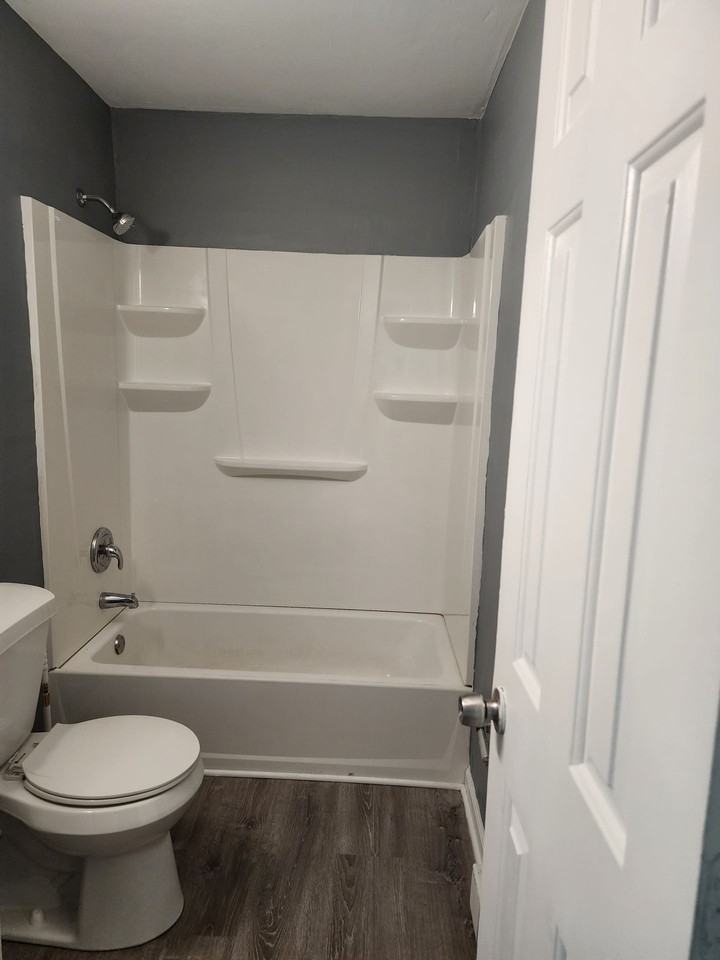 2322 Randolph St - Photo 4 of 6