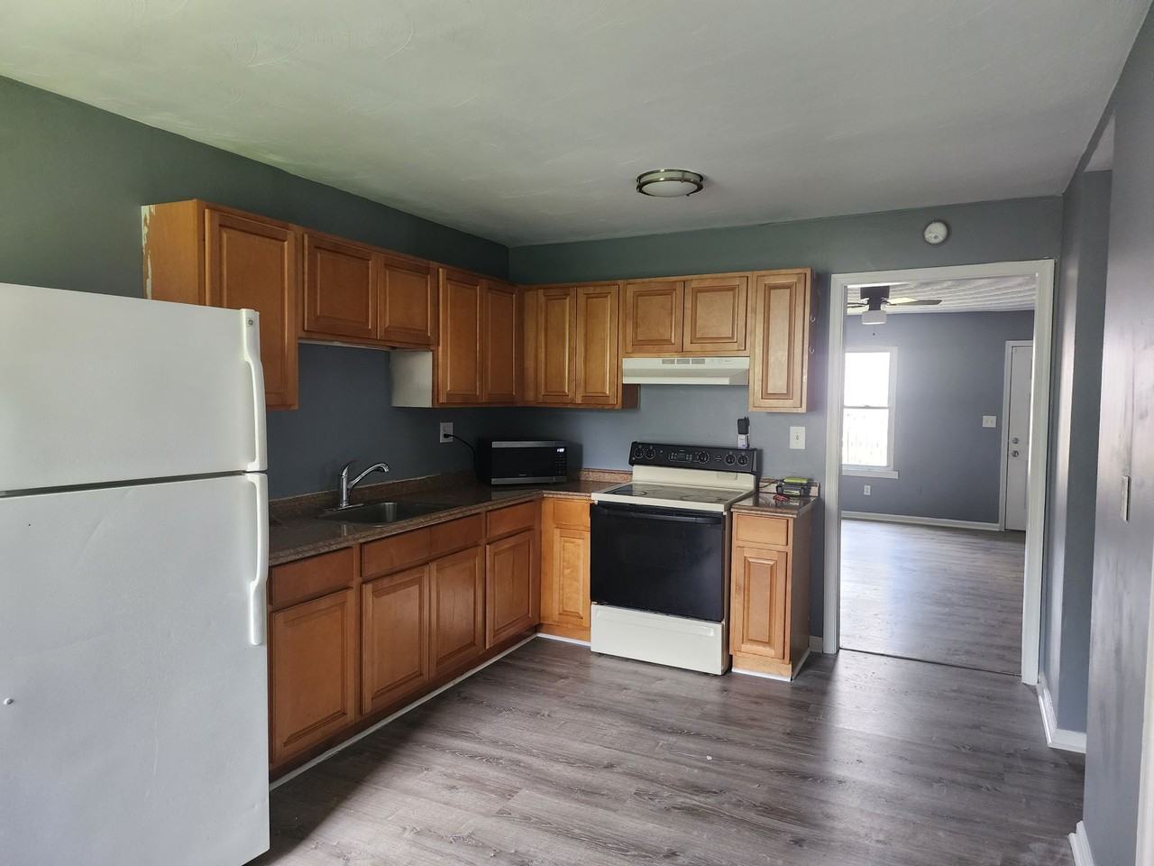 2322 Randolph St - Photo 5 of 6