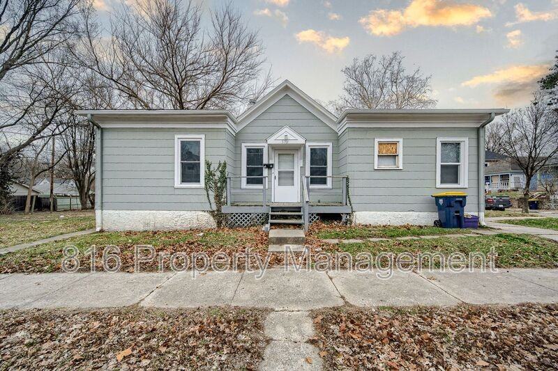 5701 Anderson Ave - Photo 2 of 25