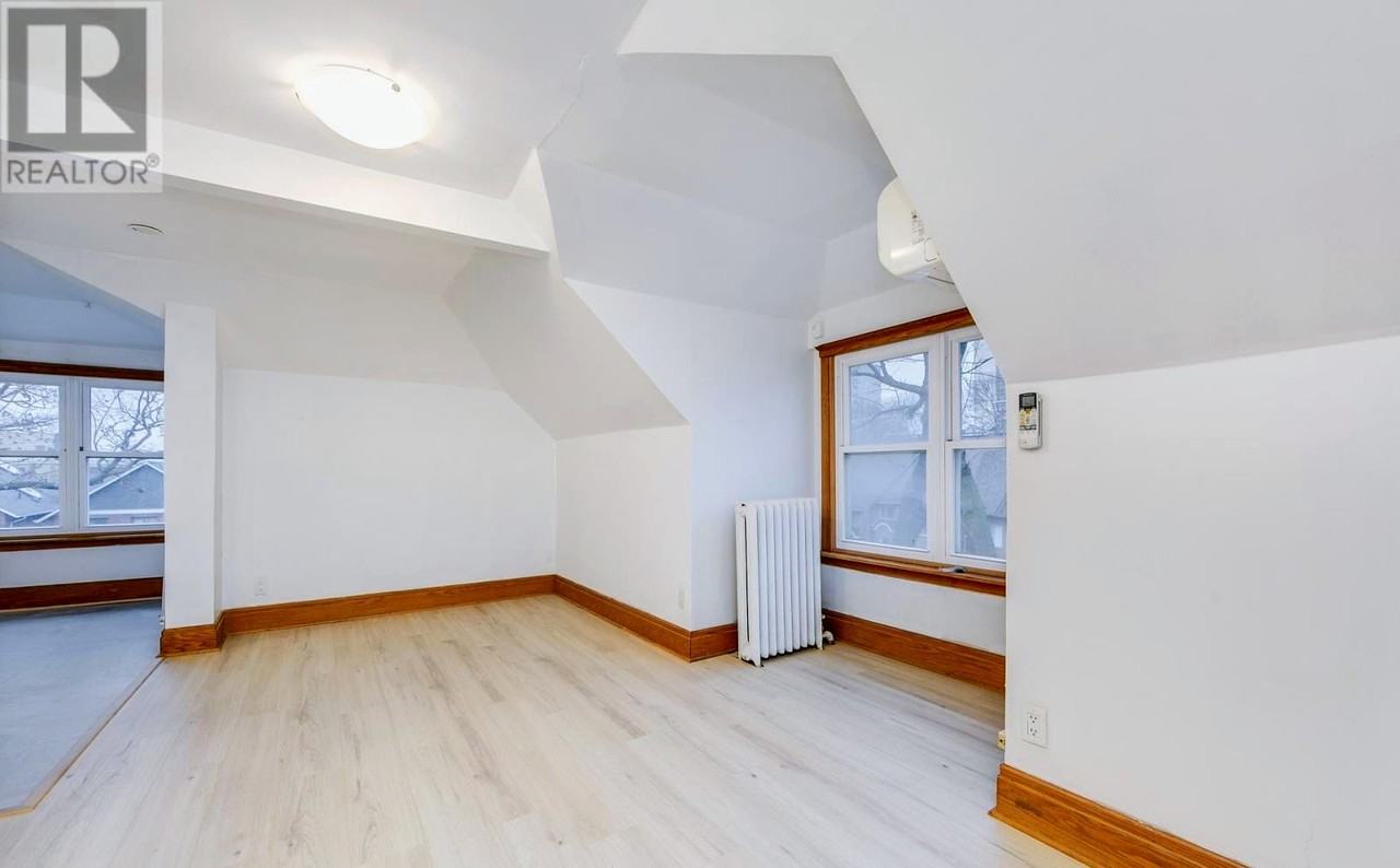 Forest Hill Village Multiplex Apartments - Photo 3 of 14