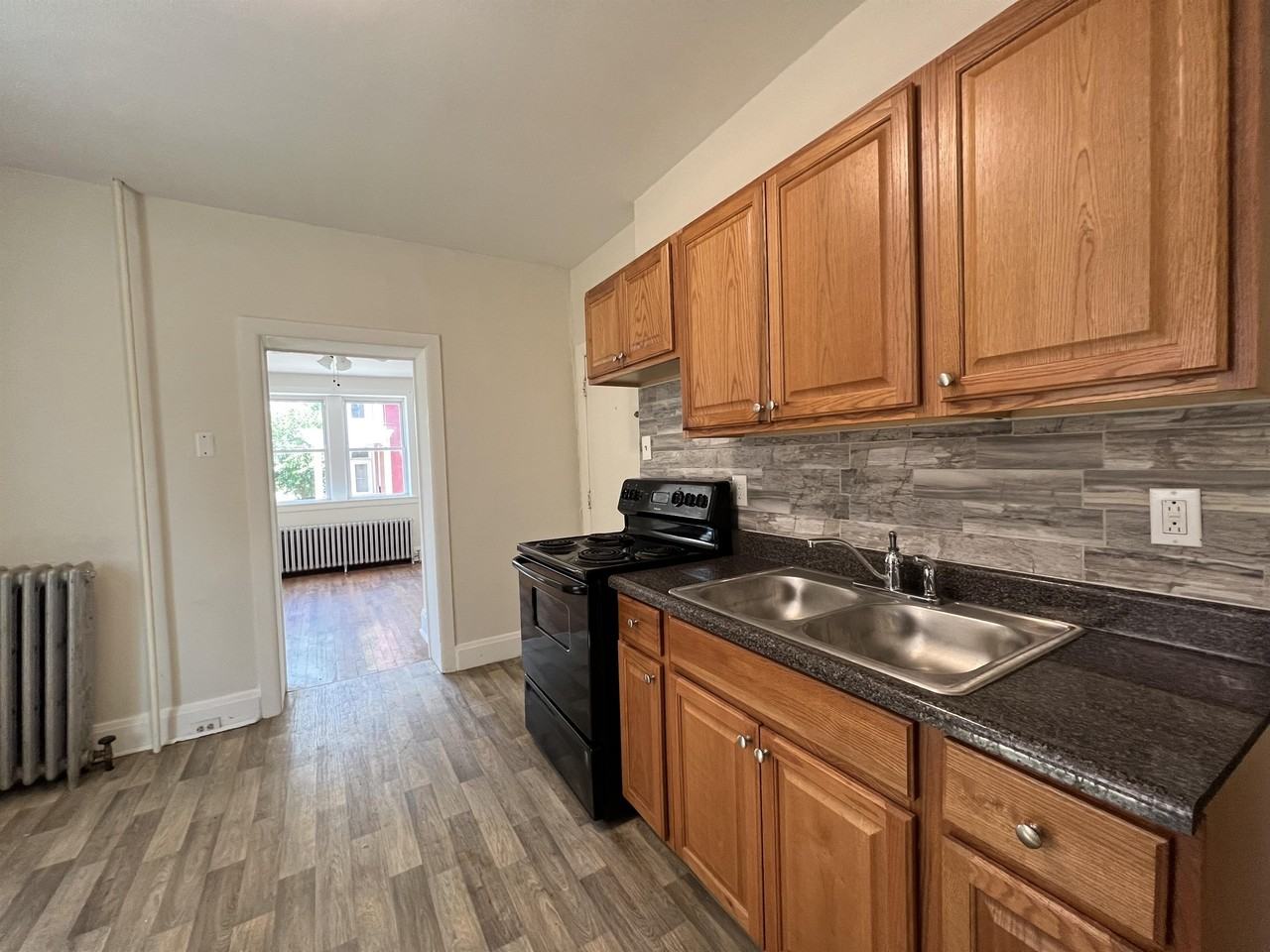 424 N Locust StreetAPT 2 #2 - Photo 2 of 5