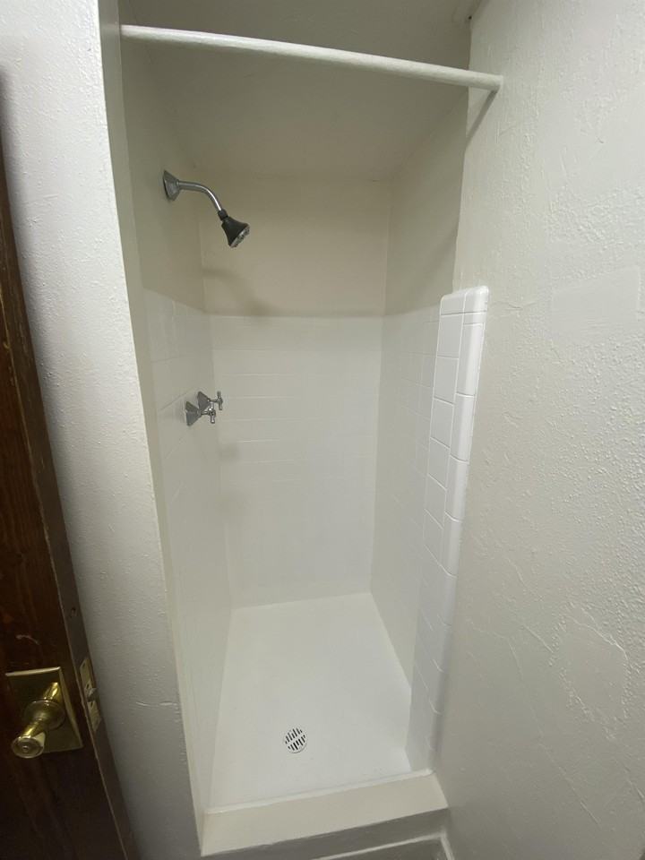 535 Flats - 10535 N. Minden Ave #10 - Photo 2 of 8