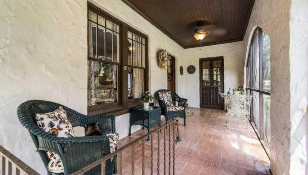 109 Gaston Ave - Photo 7 of 20