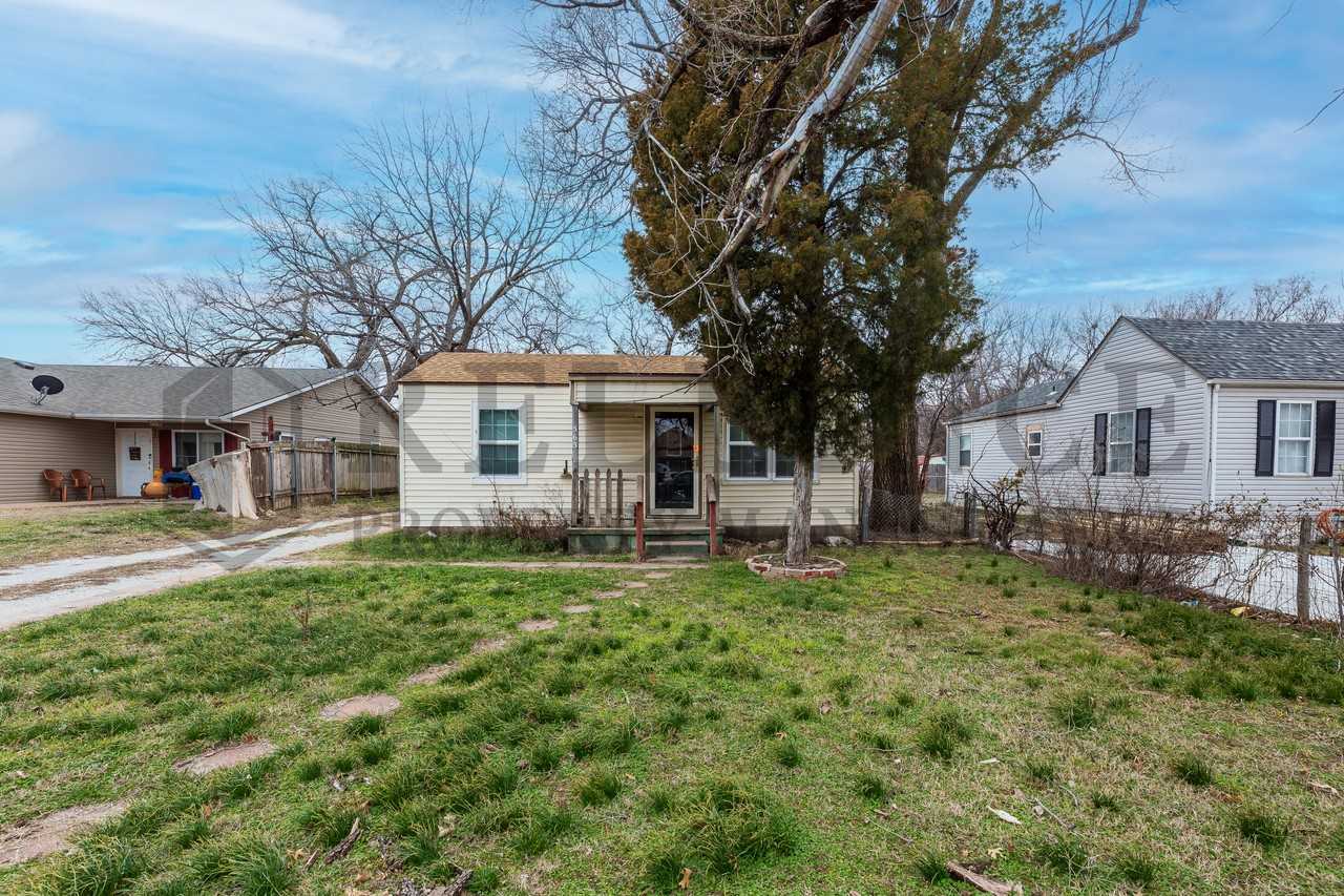 563 S All Hallows Ave, Wichita, KS 67213, USA 2 unit Rentals Zumper