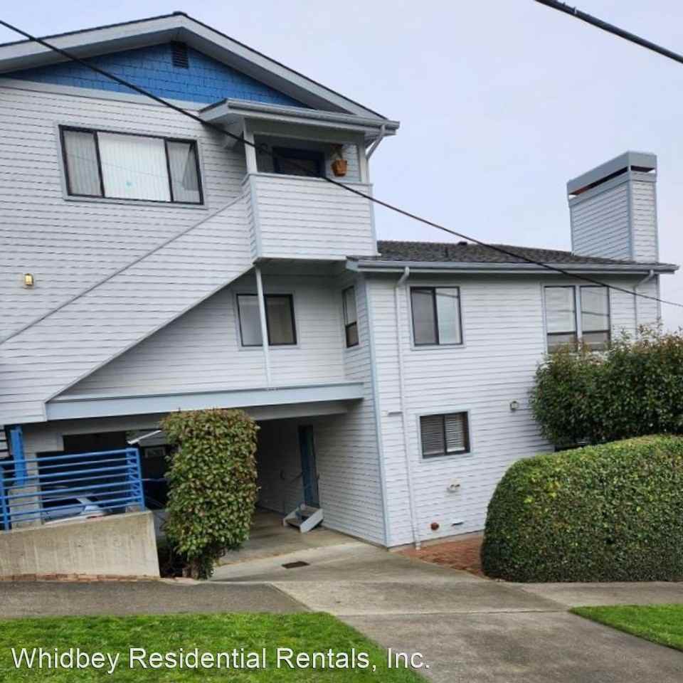 3201 22nd Avenue West - Photo 2 of 18