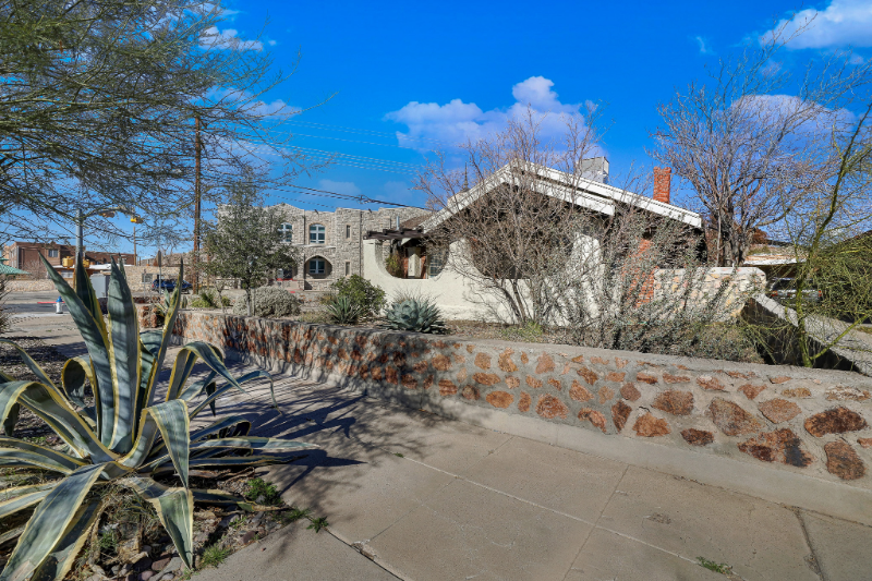 2901 Grant Ave - Photo 3 of 32