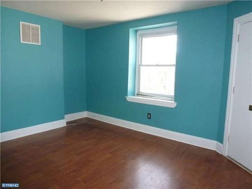 14 Center St - Photo 2 of 6