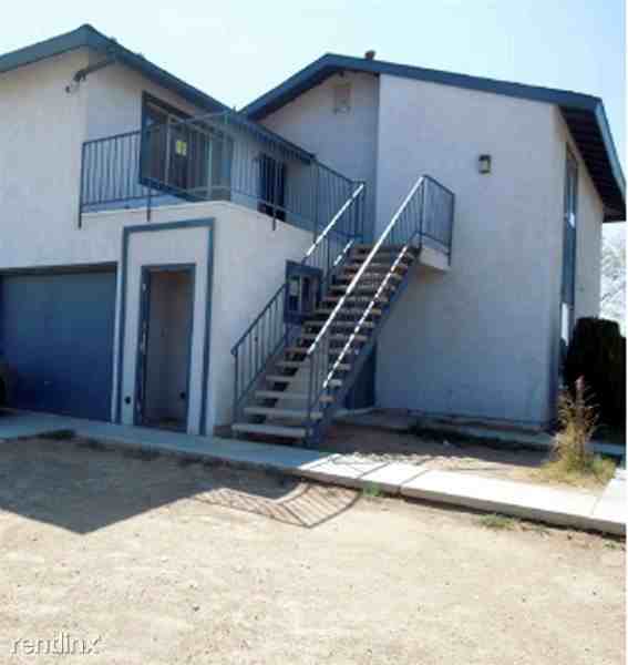 Jade Apartments - Photo 3 of 4