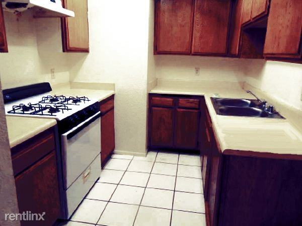 Jade Apartments - Photo 2 of 4