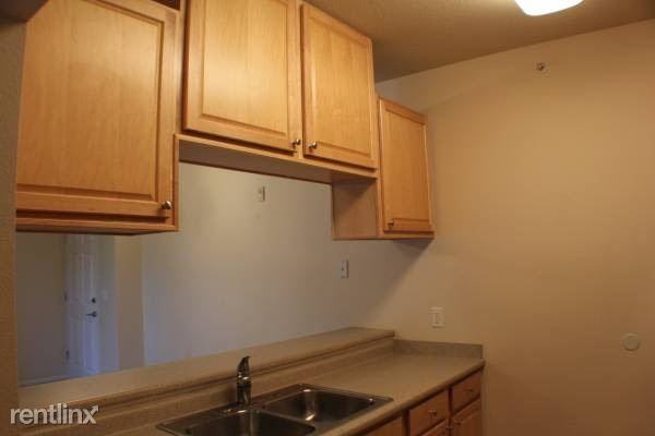 Bella Centro Condos - Photo 3 of 7