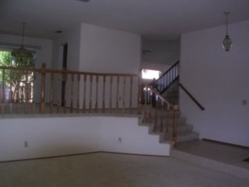 852 Woburn Ct - Photo 3 of 3