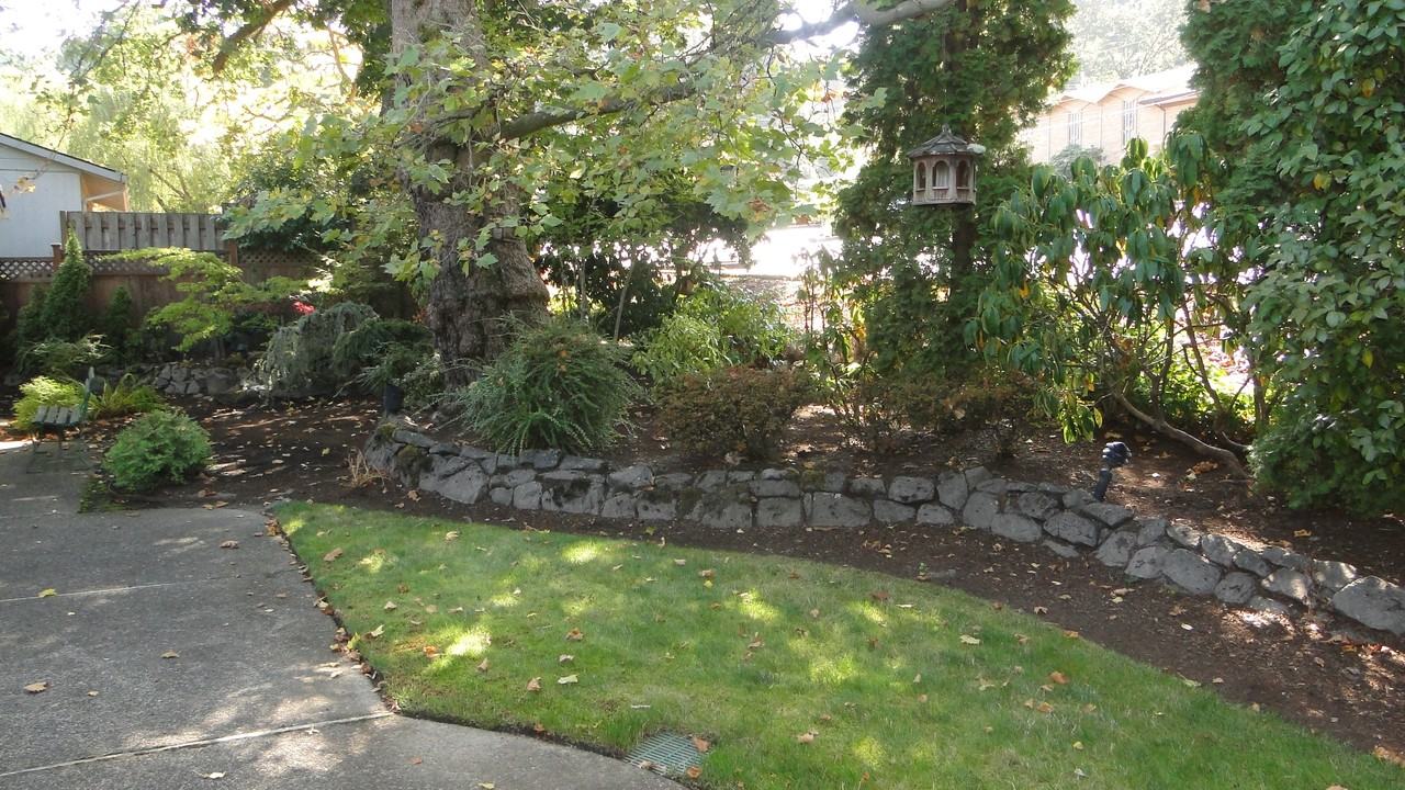 6996 Lowell Ave - Photo 3 of 12