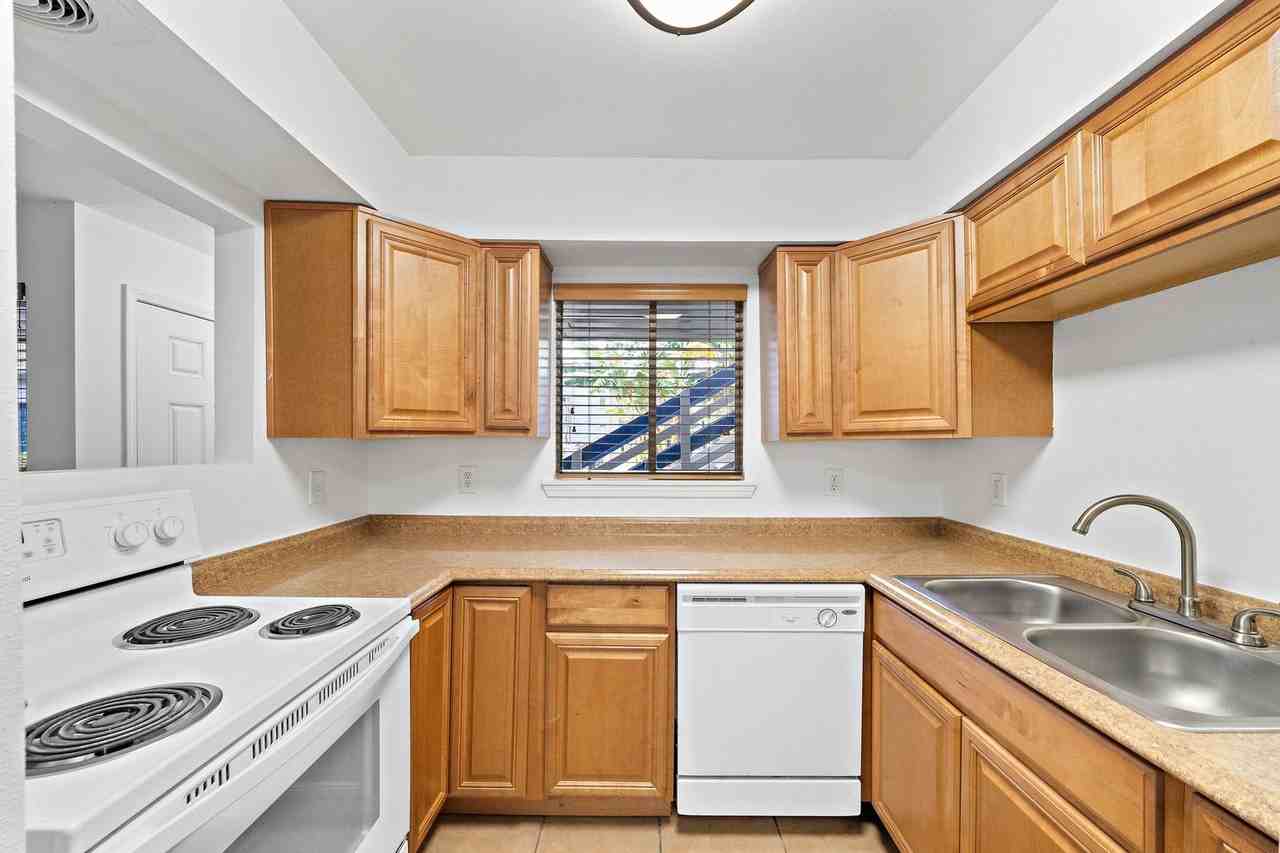 Ebbtide Apartments 100 Market St, Galveston, TX 77550 Zumper