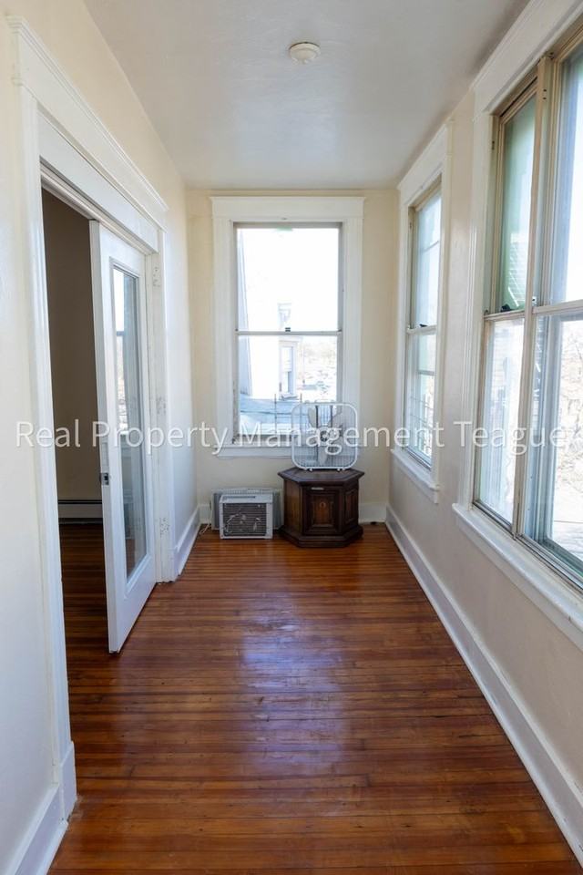 864 Madison Ave - Photo 2 of 17