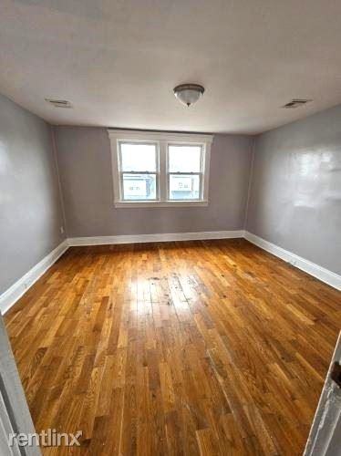 117 Isabella Ave - Photo 2 of 3