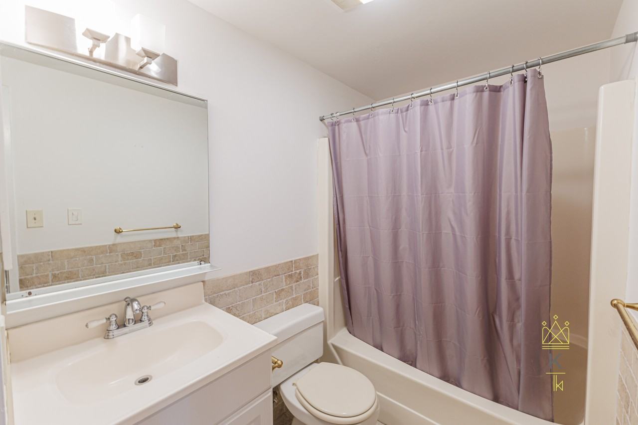 96 Gainsborough St #206W - Photo 7 of 12