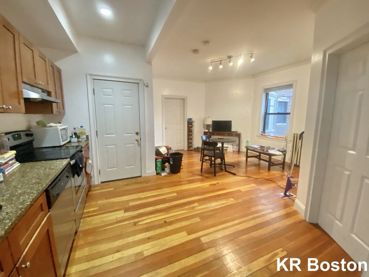 Harvard Ave #3 - Photo 4 of 50