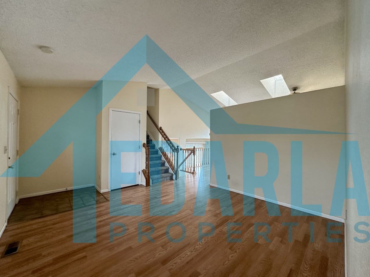 12254 Sunflower St - Photo 3 of 17