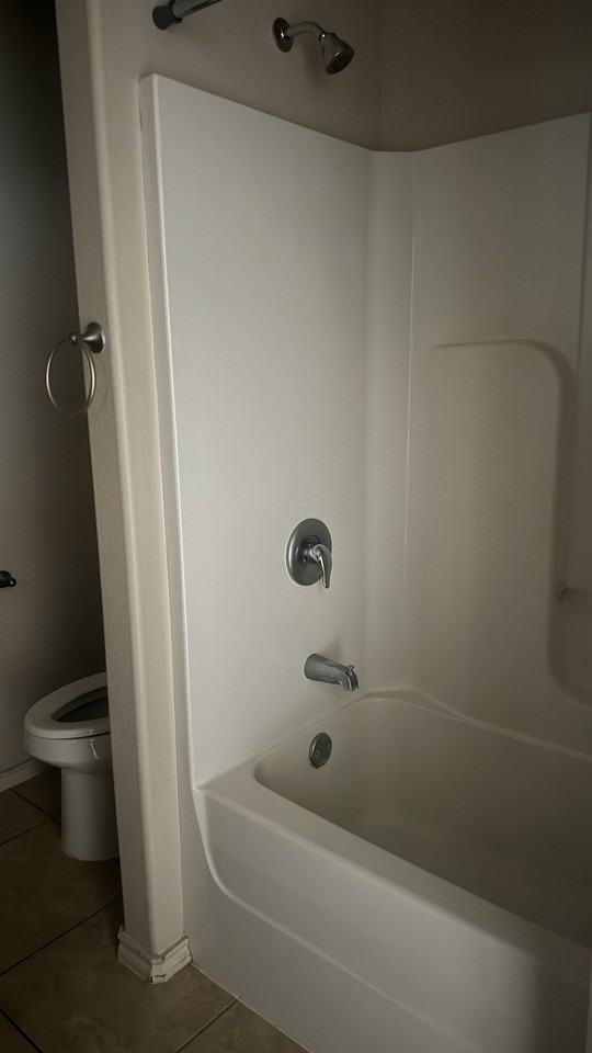 2042 Athens St #NA - Photo 6 of 10