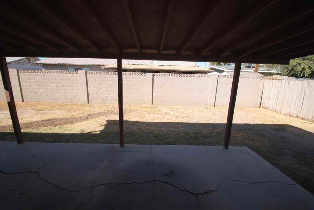 6136 W Clarendon Ave - Photo 3 of 24