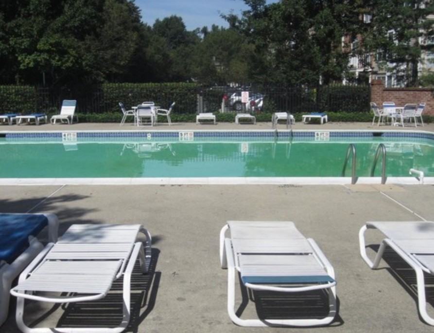 Versailles Ct #NA - Photo 3 of 3