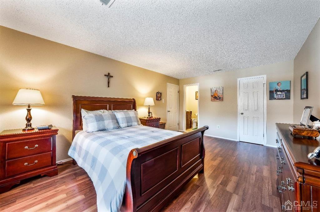 505 Edison Glen Ter - Photo 2 of 15