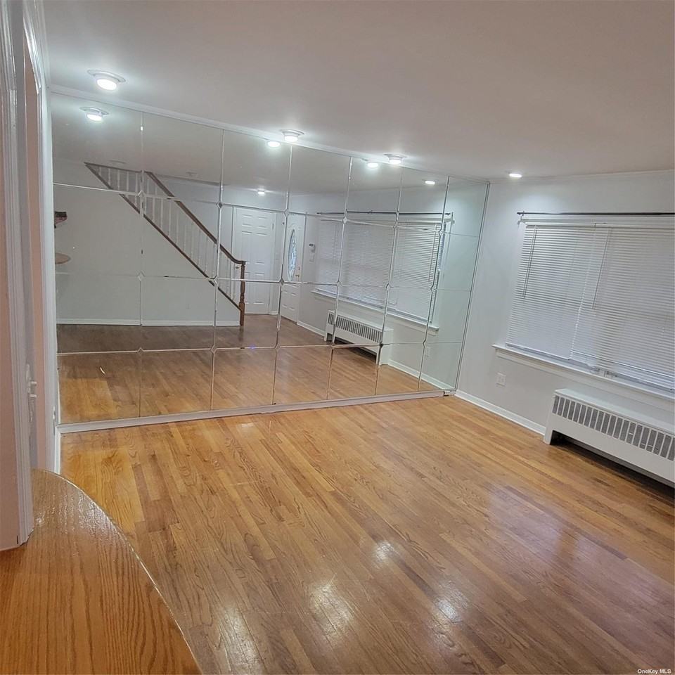 619 Willis St #1 - Photo 2 of 18