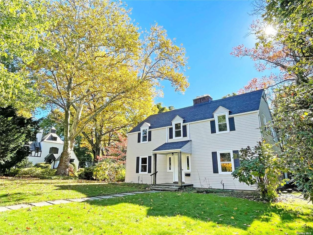 180 Overlook Ave #1 - Photo 3 of 32