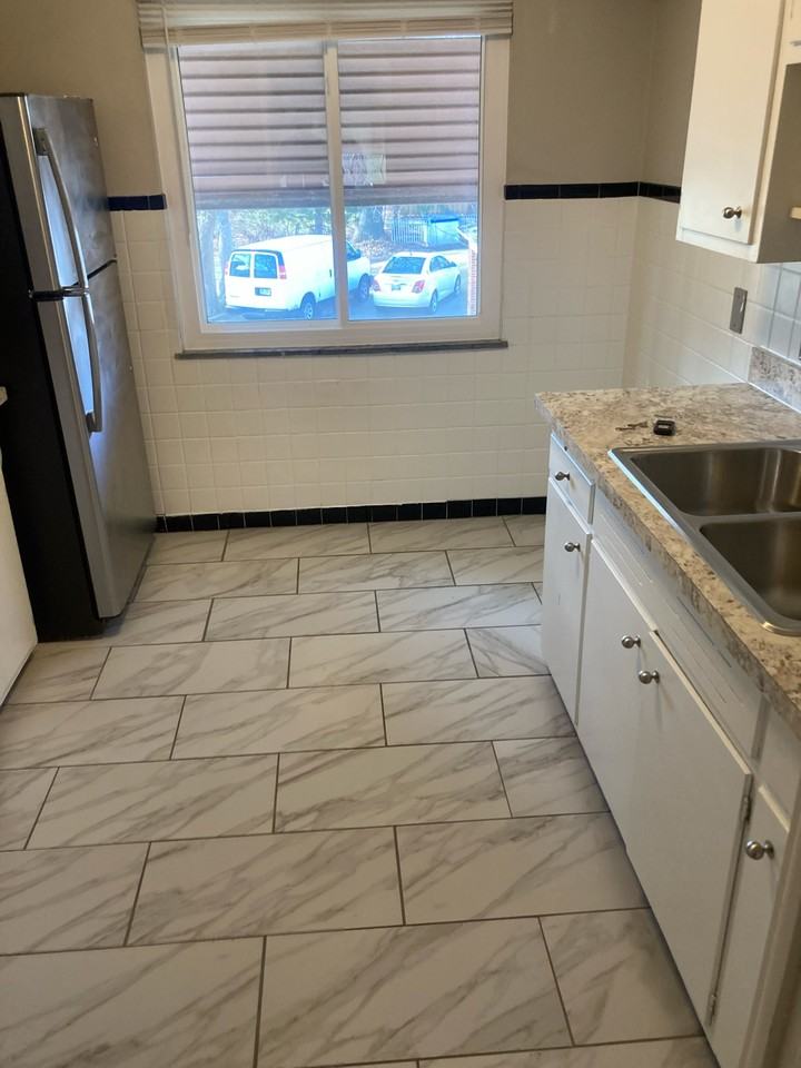 1694 Southbend Dr #4 - Photo 2 of 15