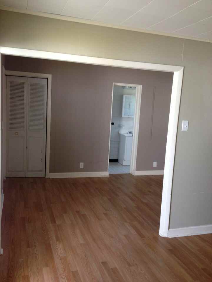 501 Frances Ter - Photo 3 of 23