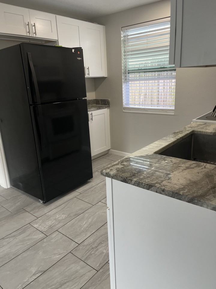 41st Ave N #2 - Photo 5 of 10