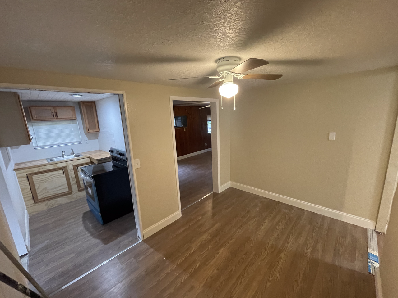 408 Nw 10th Ave #NA - Photo 6 of 26