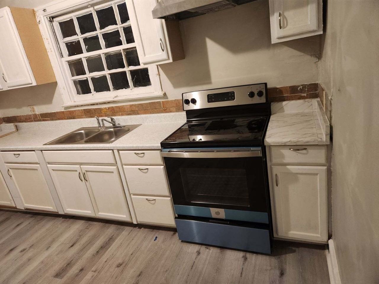 3584 Norman Bridge Rd #NA - Photo 2 of 6