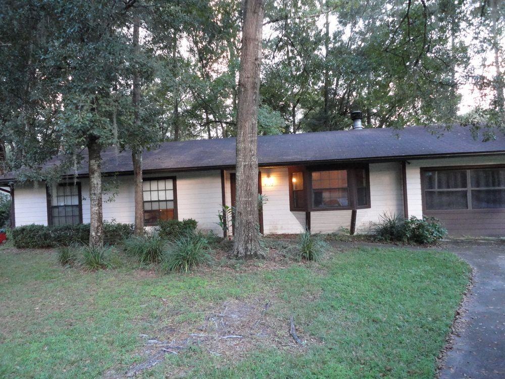 4422 NW 20th St - Photo 2 of 14