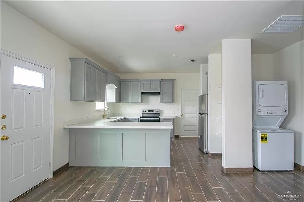 3012 W Sandlewood St #4 - Photo 6 of 18