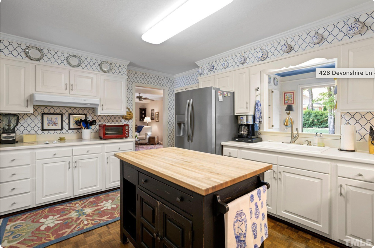 426 Devonshire Ln #NA - Photo 5 of 17