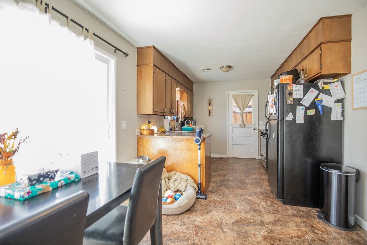 506 4th Ave Se #NA - Photo 3 of 19