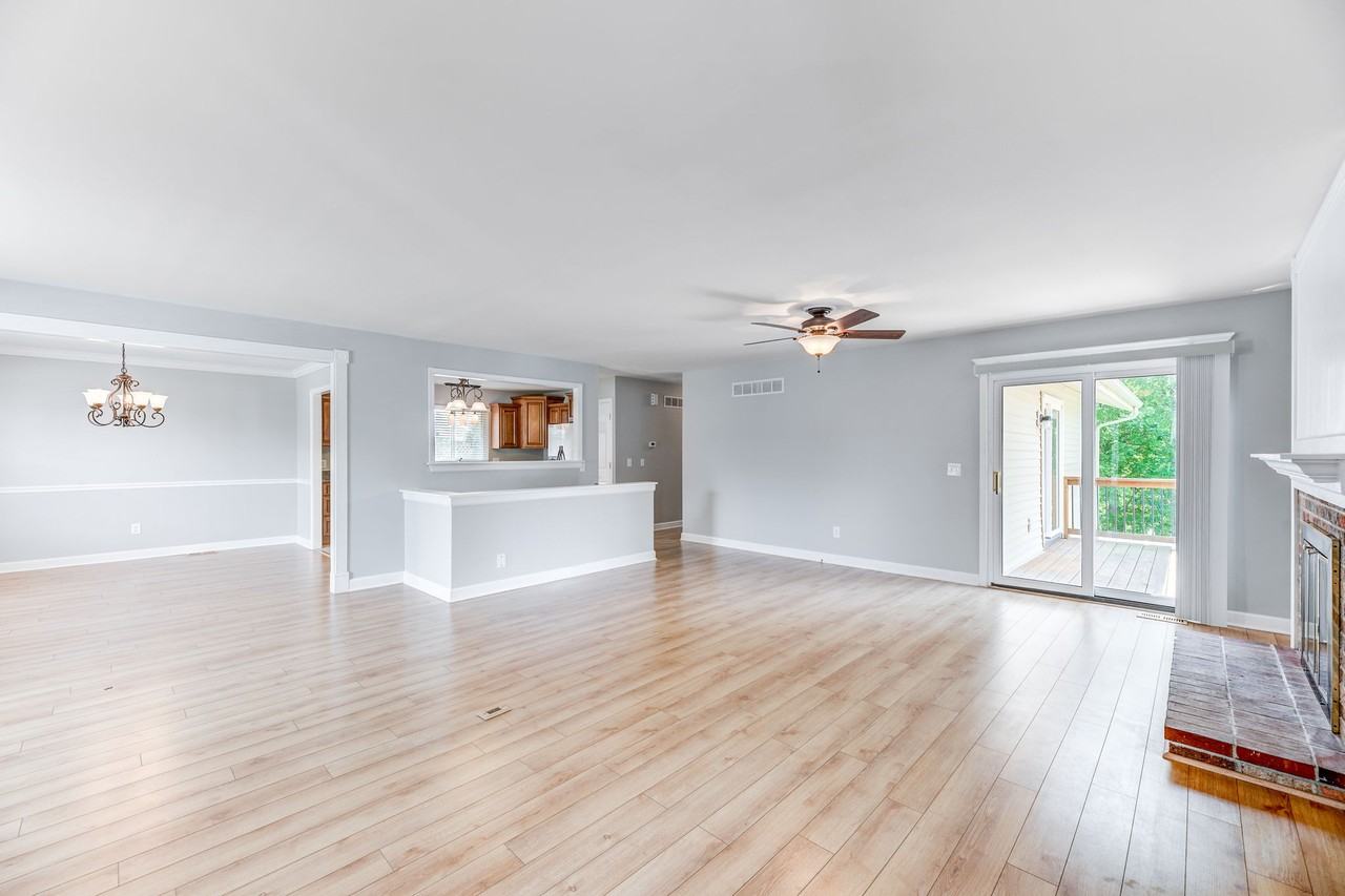 638 Showplace Ct #NA - Photo 2 of 20