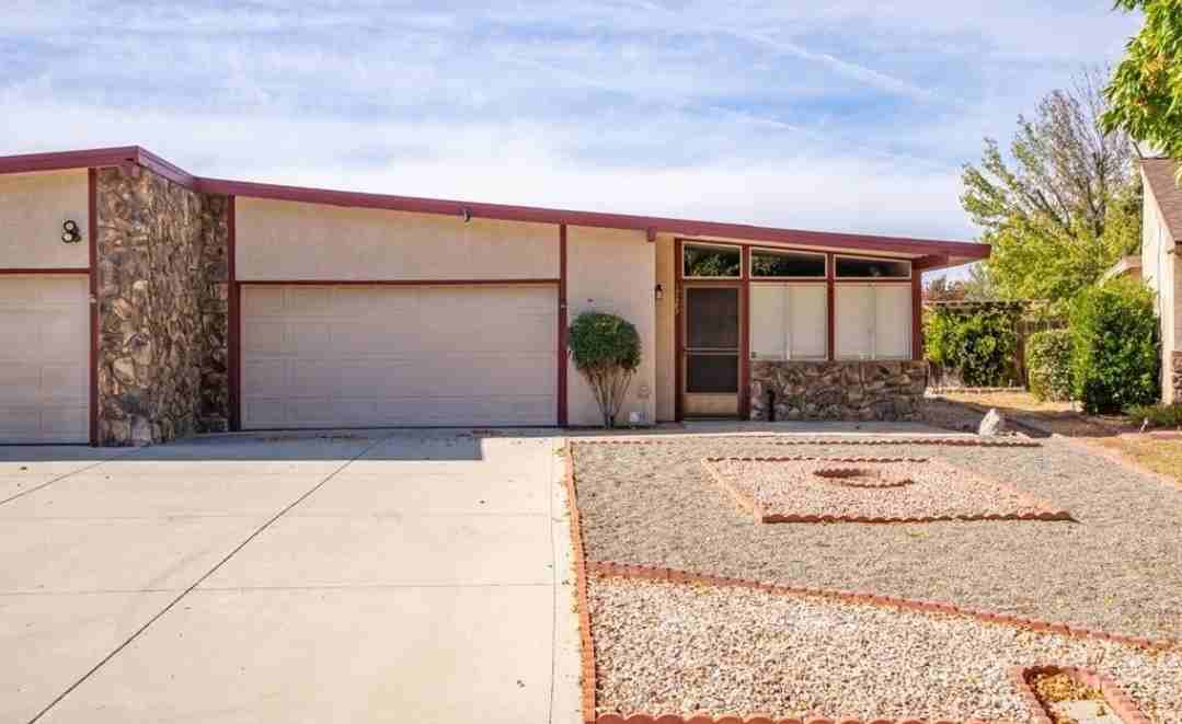 1725 Kings Dr #NA - Photo 3 of 6