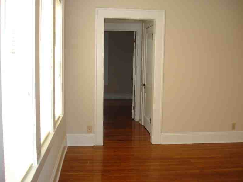 504 S Melville Ave #5 - Photo 2 of 7