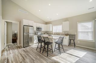 179 Lakeshore Ct #NA - Photo 1 of 1