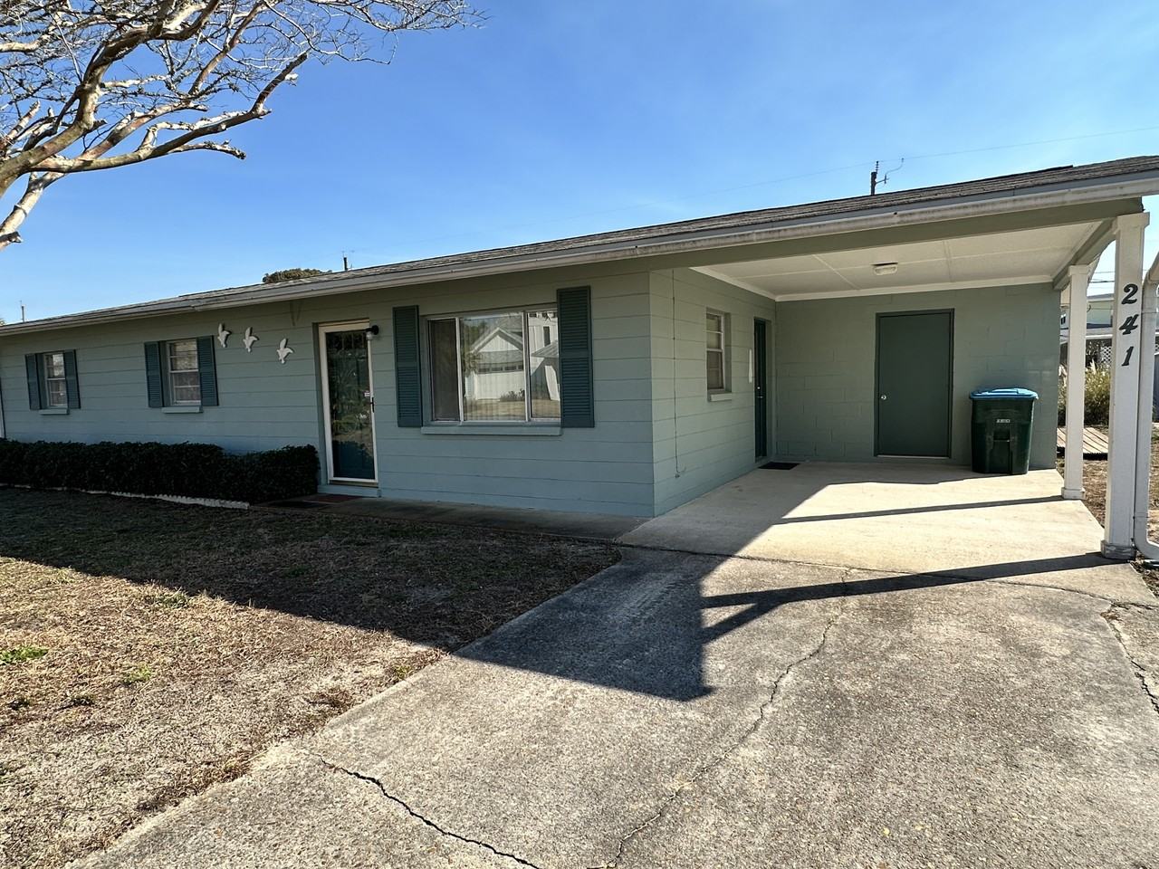 241 Belaire Dr #NA - Photo 2 of 15