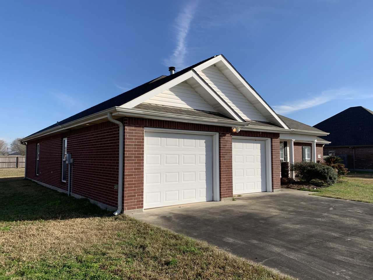 1852 N Gabriel Sq #NA - Photo 2 of 11