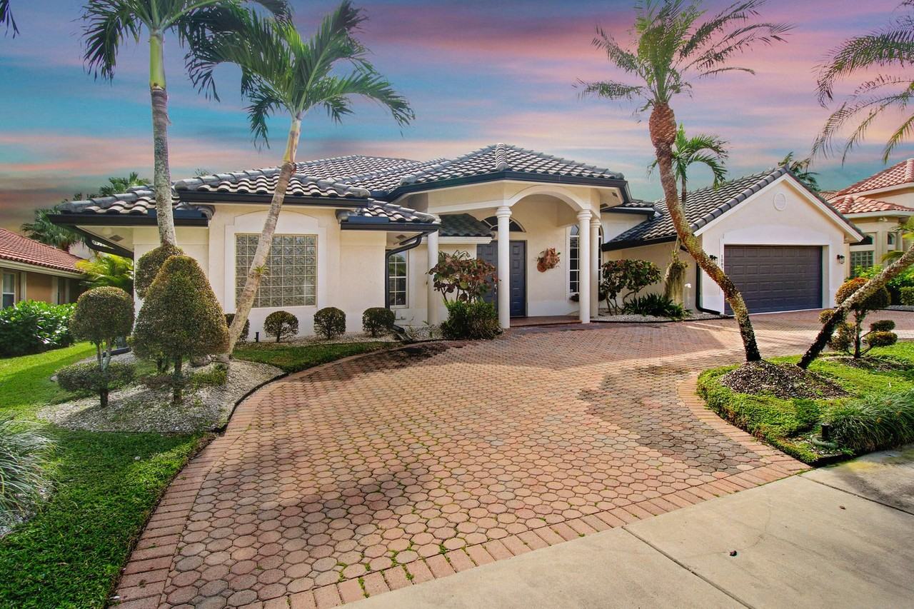 10876 King Bay Dr #NA - Photo 3 of 21