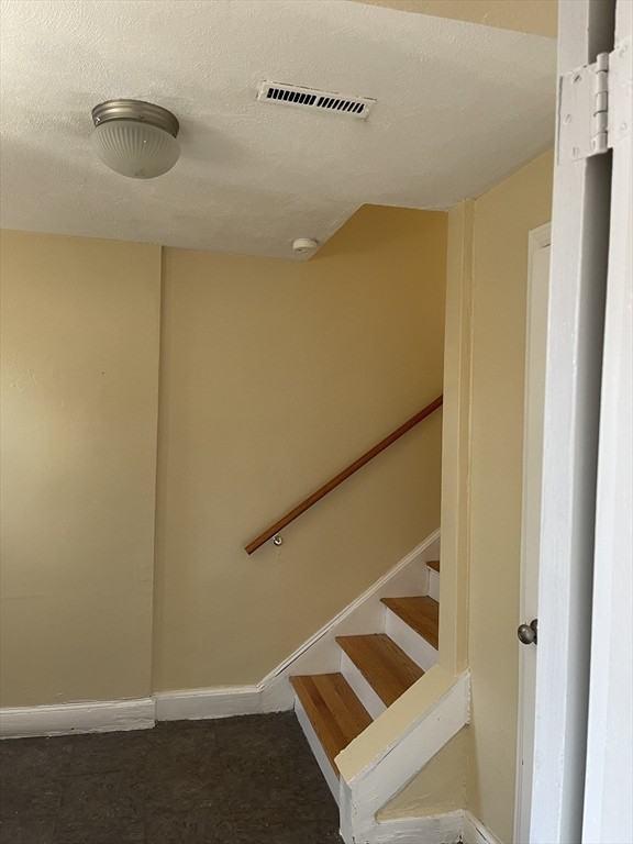 24 Raldne Rd #NA - Photo 3 of 20