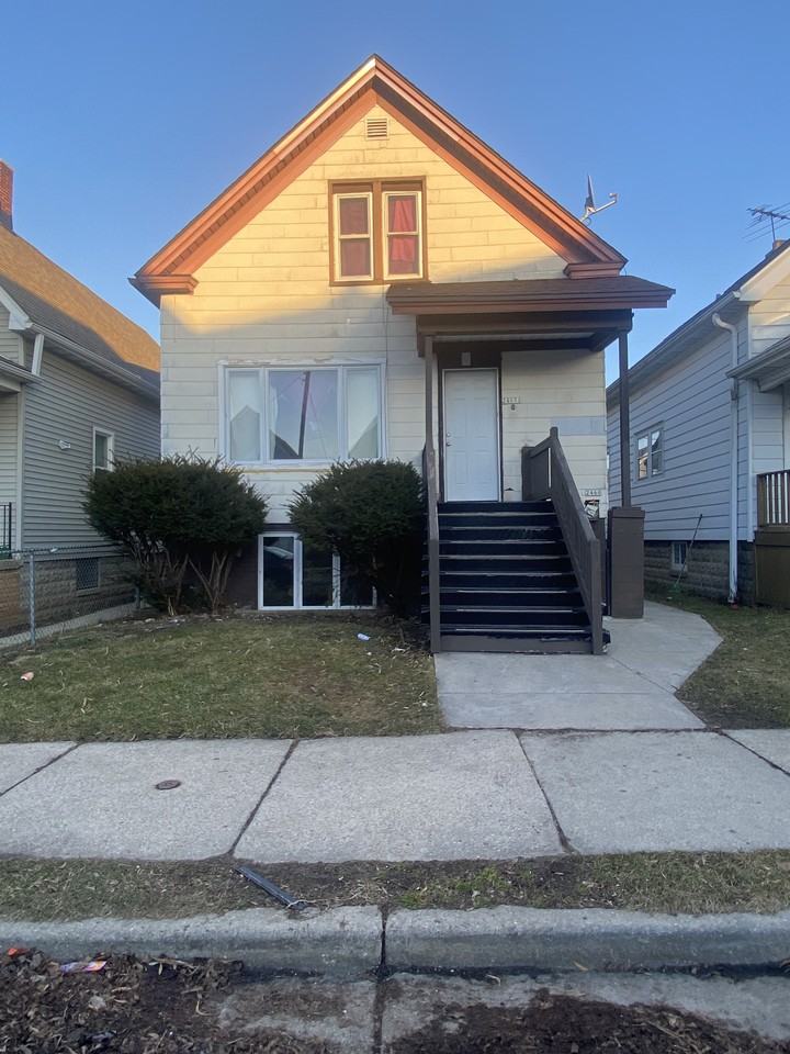 2460 S 18th St #NA - Photo 3 of 3