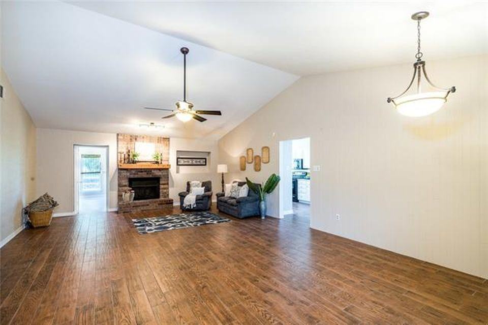 5100 Hilltop Ct #NA - Photo 4 of 21