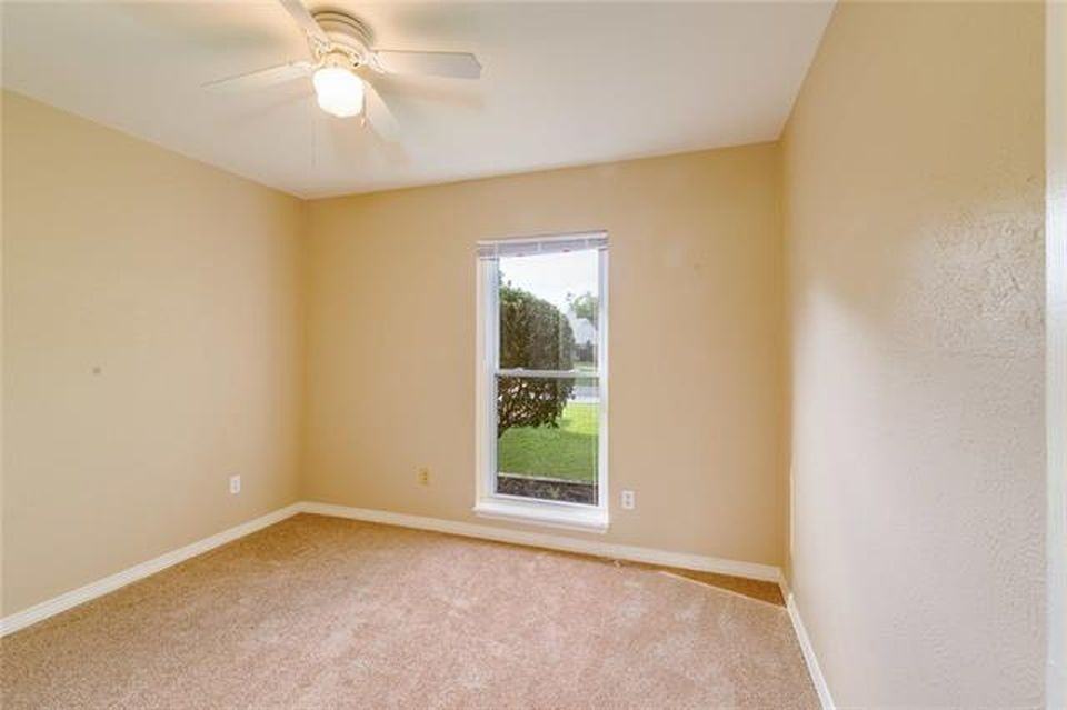 5100 Hilltop Ct #NA - Photo 7 of 21