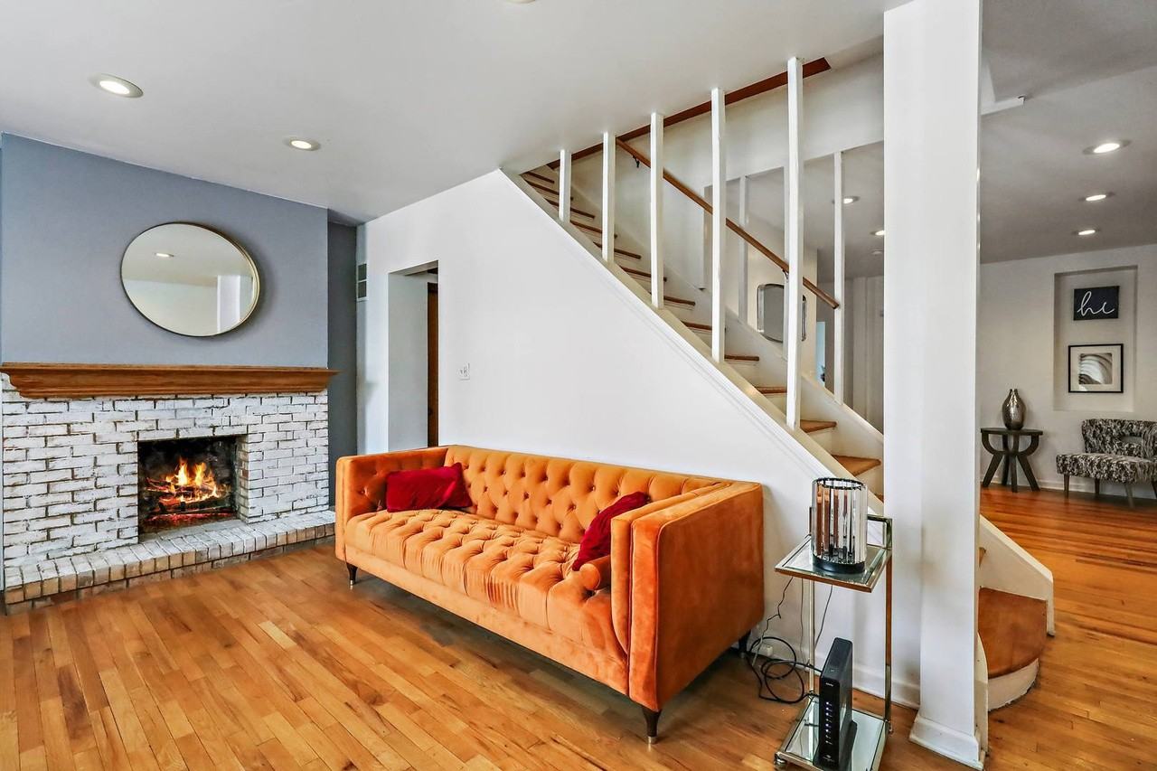 11249 S Forrestville Ave #NA - Photo 3 of 10