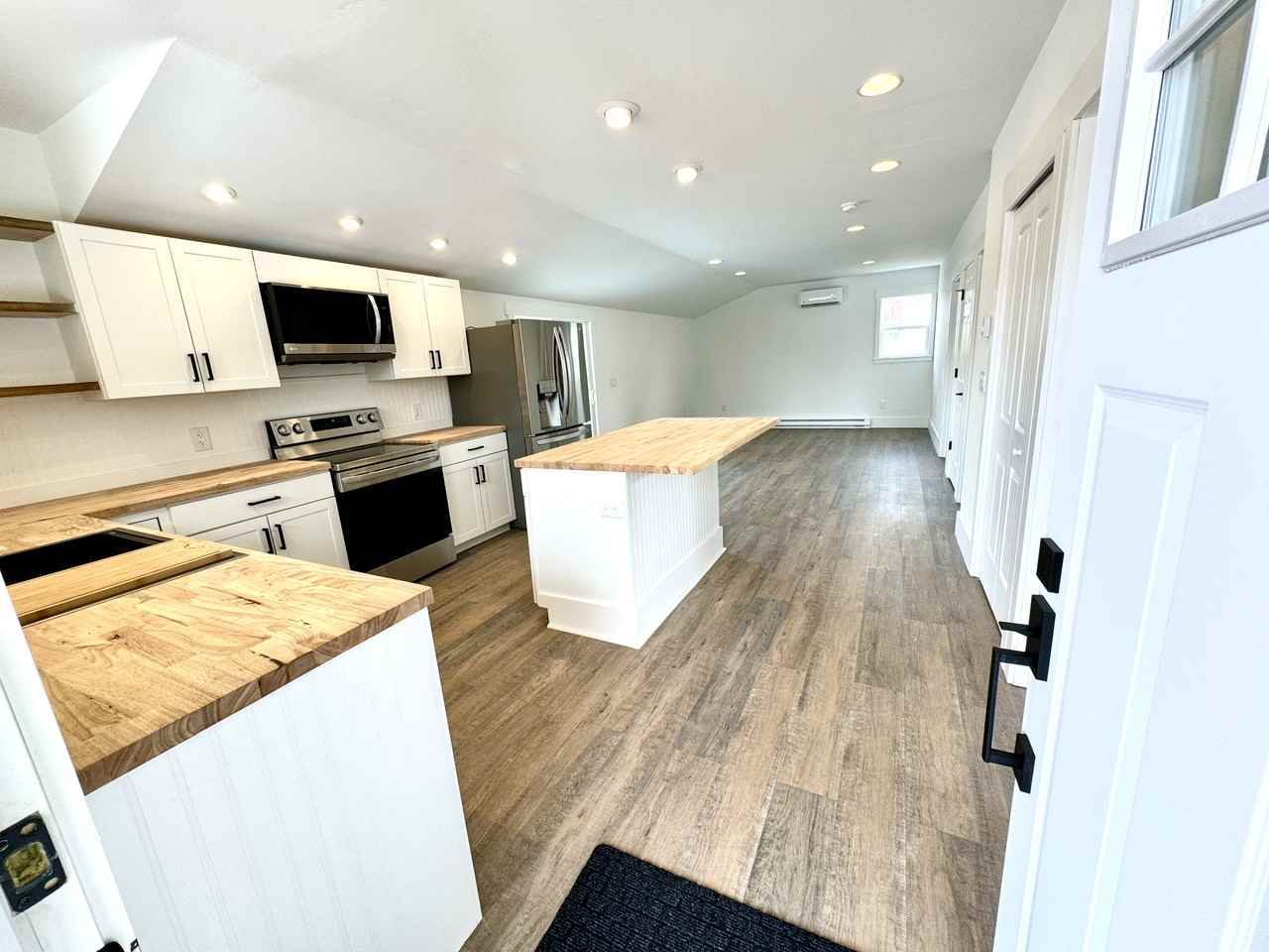 209 Bozeman St Unit B #NA - Photo 3 of 23
